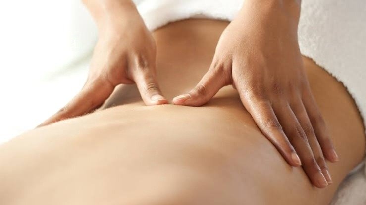couple full body massage in Goa